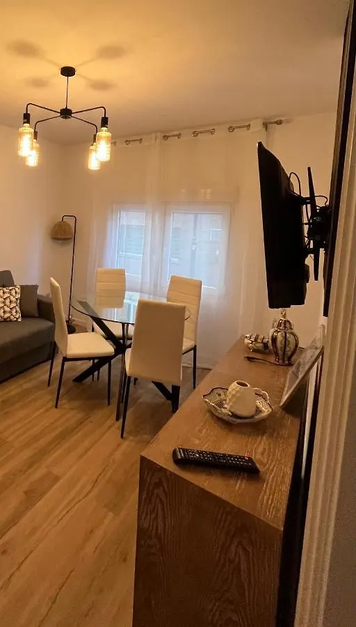 Apartment Cornelias Home Los Cristianos  Spain